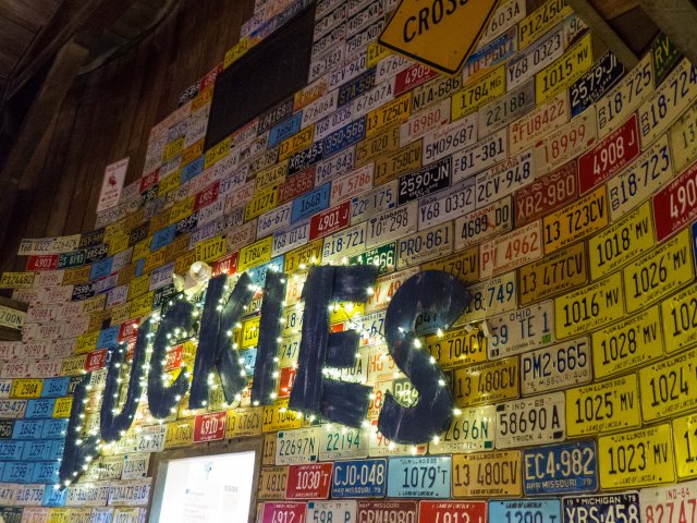 Luckies Bar and Grill